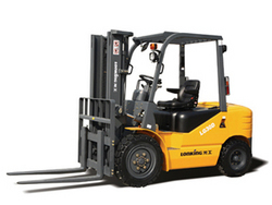 東莞市臺鑫叉車 專業(yè)叉車租賃服務(wù)，助力企業(yè)高效運(yùn)營